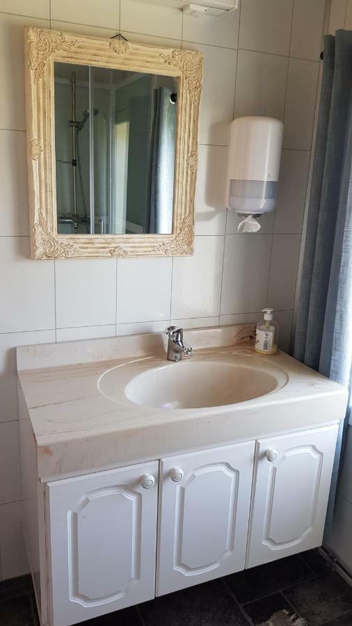 Farmer Apartment Laukvik Екстериор снимка